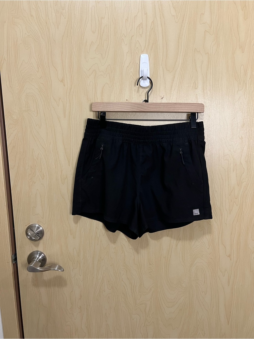 Womens Vuori Dash Shorts